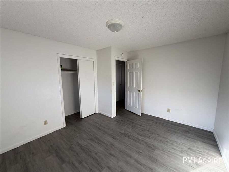 2916 Glen Dale Dr #2 - Photo 4 of 8