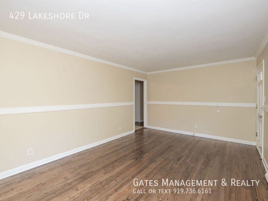 429 Lakeshore Dr - Photo 3 of 31