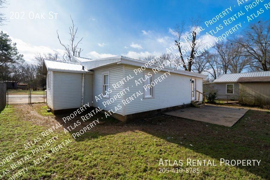 202 Oak St - Photo 4 of 26