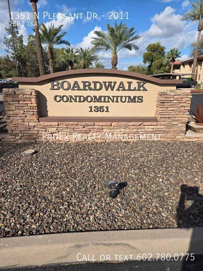 1351 N Pleasant Dr #2011