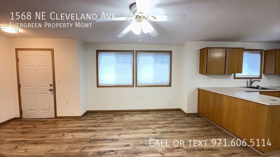 1568 Ne Cleveland Ave - Photo 3 of 19