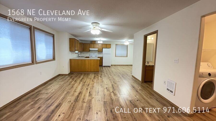 1568 Ne Cleveland Ave - Photo 4 of 19