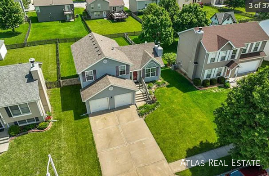 8608 Ne 111th St - Photo 2 of 28