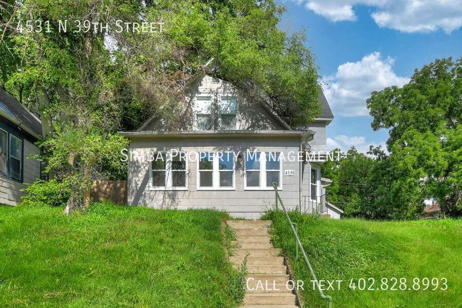 4531 N 39th St - Photo 2 of 34