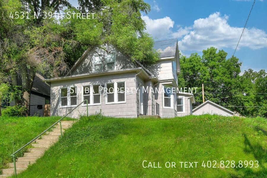 4531 N 39th St - Photo 3 of 34