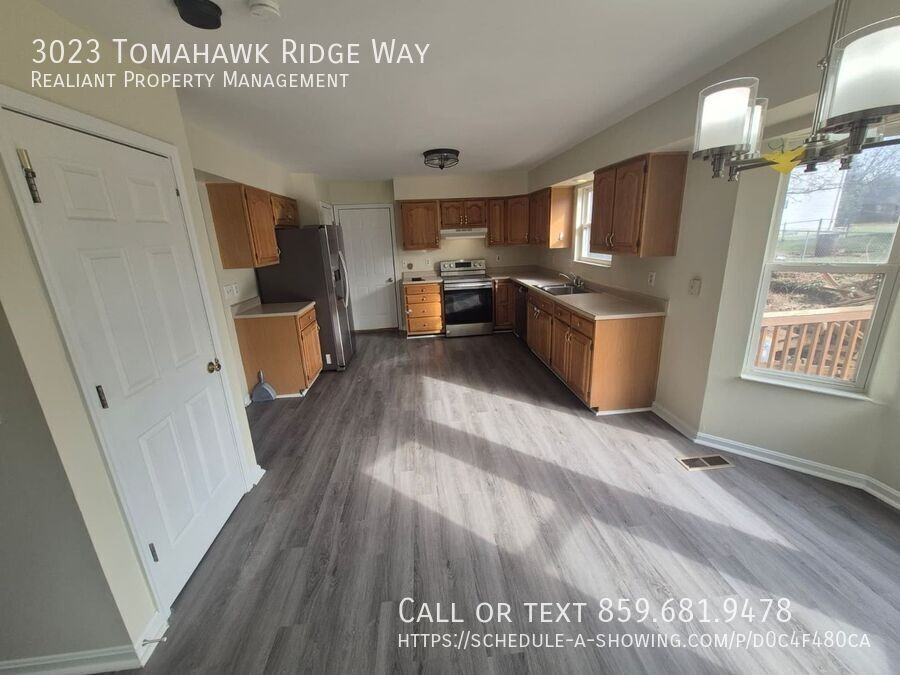 3023 Tomahawk Ridge Way - Photo 3 of 20