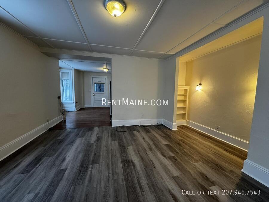 276 Main St #3 - Photo 4 of 11