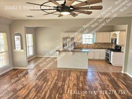 featured image of 10402 E 95th Cir N