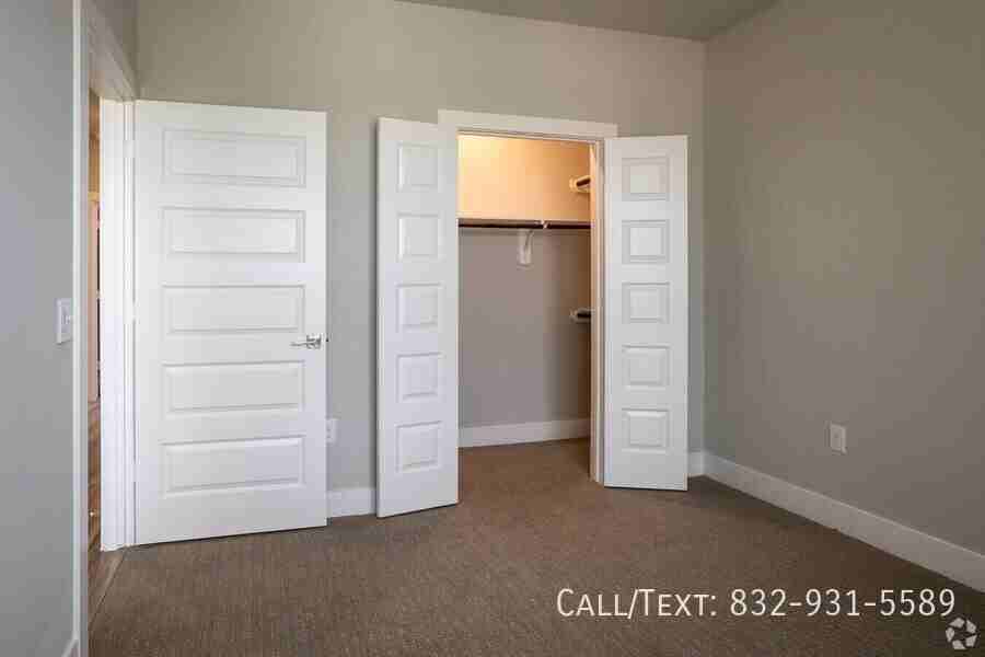 15500 Middlebrook Dr - Photo 4 of 10