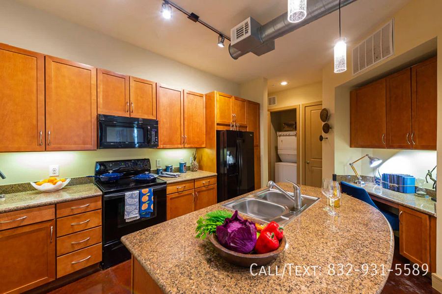 5698 Westheimer Rd #TAUG - Photo 2 of 17