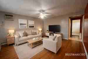 featured image of 1622 N 40th Ave #2