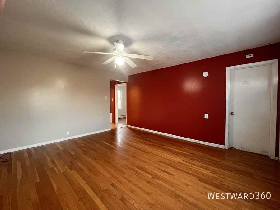 1622 N 40th Ave #2 - Photo 3 of 27