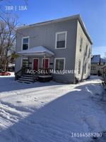featured image of 956 Adams St Se