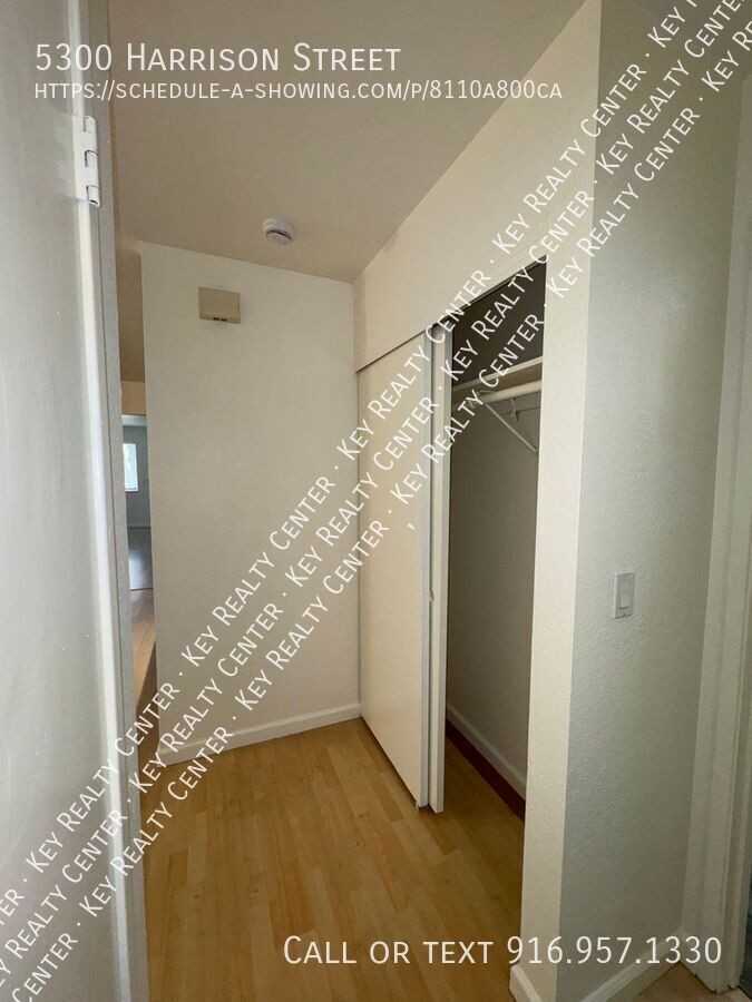 5300 Harrison St - Photo 6 of 16