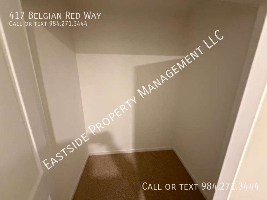 417 Belgian Red Way - Photo 3 of 21