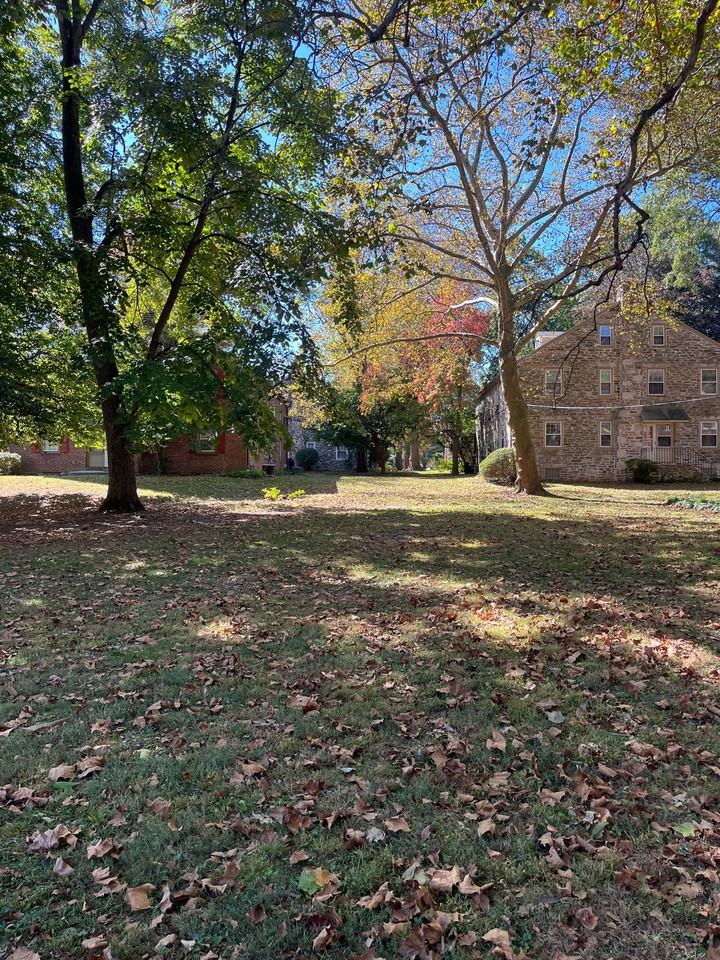 2825 W Queen Ln #B - Photo 5 of 50