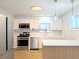 featured image of 2881 Archwood Pl