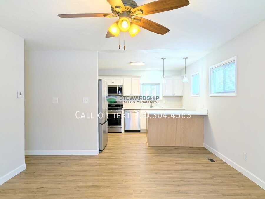 2881 Archwood Pl - Photo 3 of 23