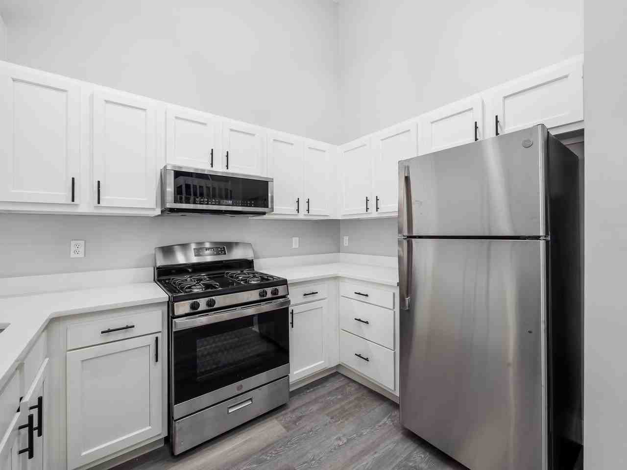 Parkmead Apartments - Photo 2 of 46