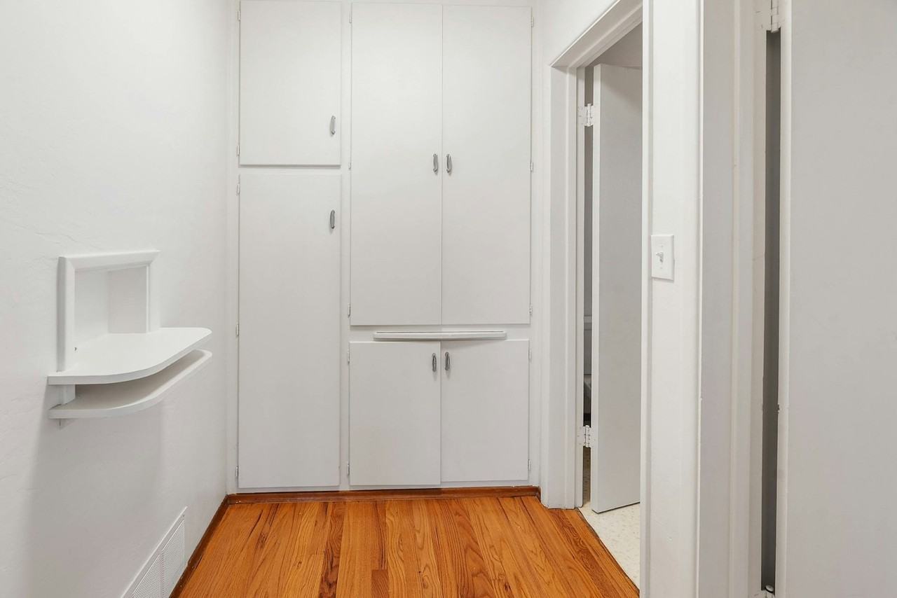 4342 Iowa Street, Unit 4348 1/2 - Photo 4 of 24