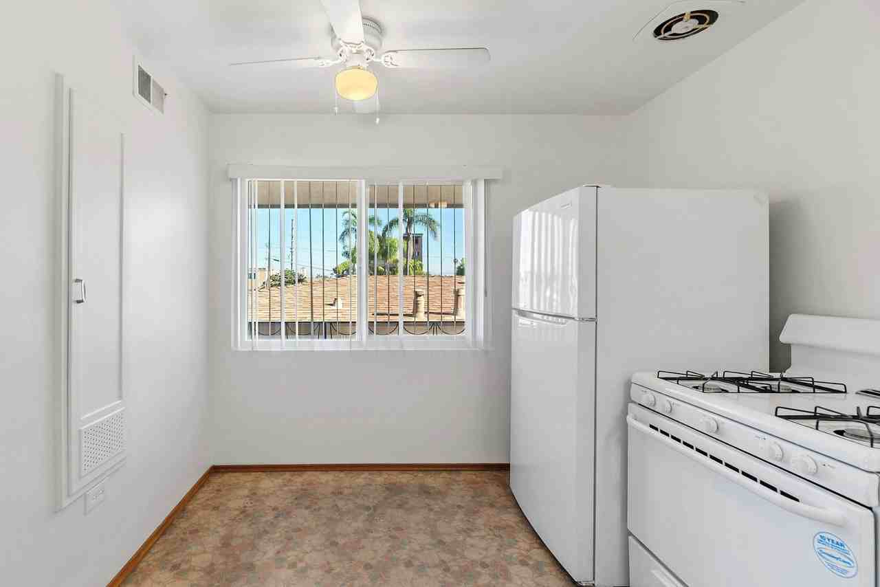 4342 Iowa Street, Unit 4348 1/2 - Photo 7 of 24