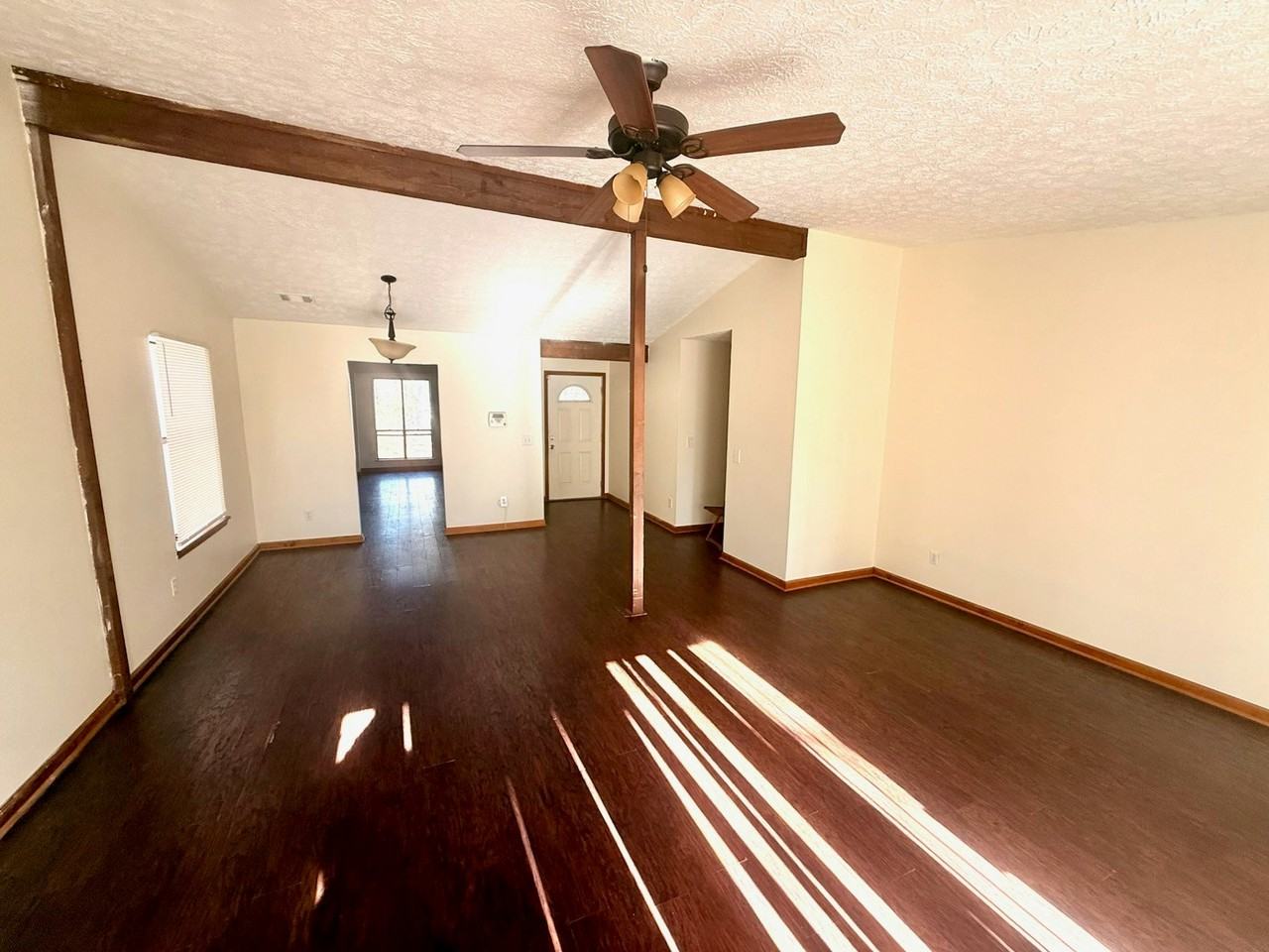 3967 Wabash Ln - Photo 7 of 8