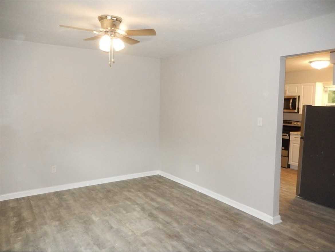 1901 Crosby Court, Unit B - Photo 5 of 13