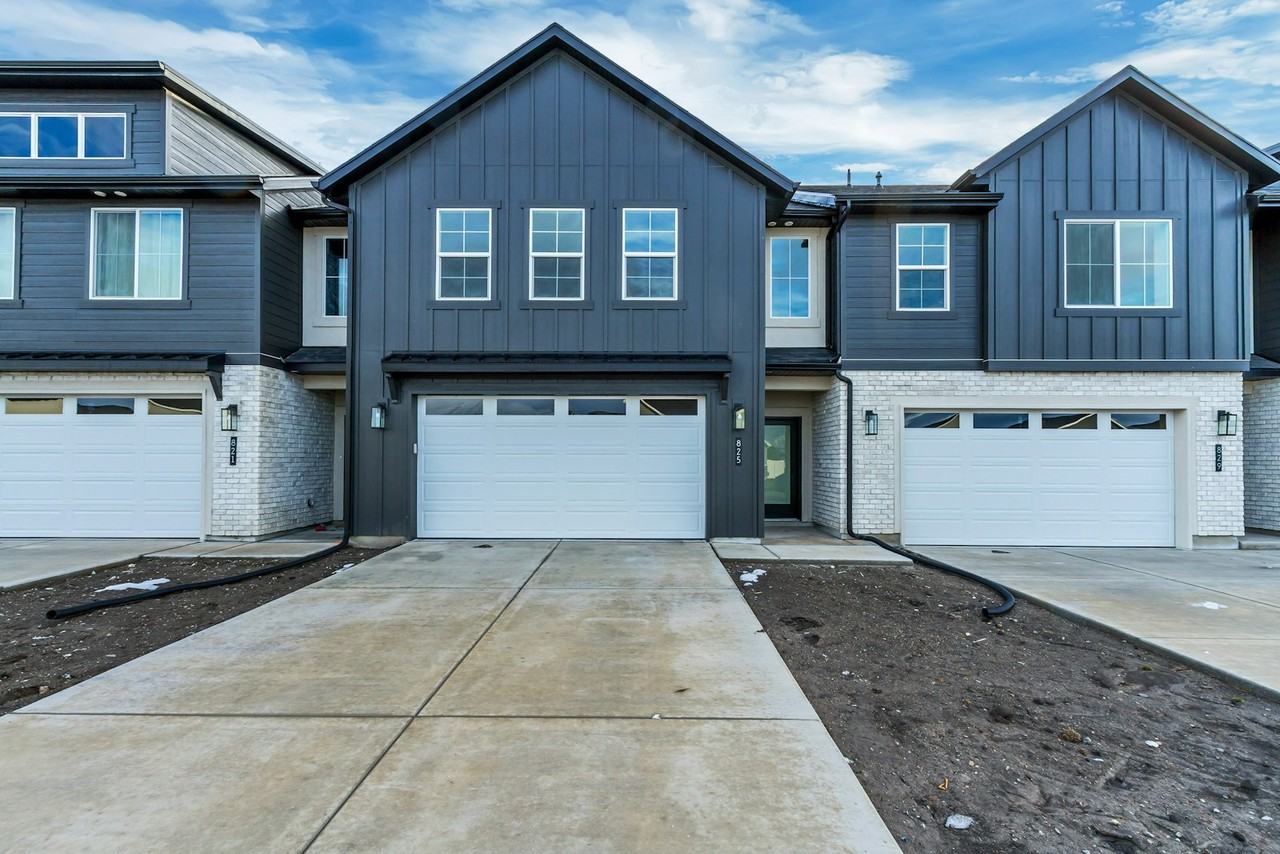 825 W 700 S - Photo 2 of 32