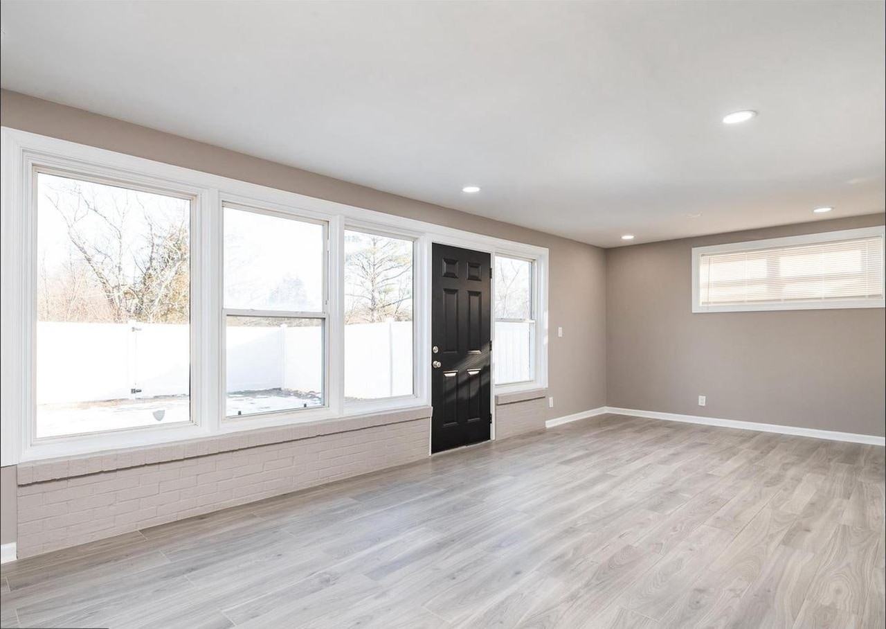 2050 Nike Drive, Unit 7 - Photo 2 of 25