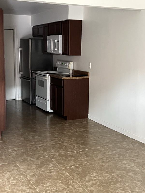 918 N Hayden Rd #2 - Photo 3 of 9