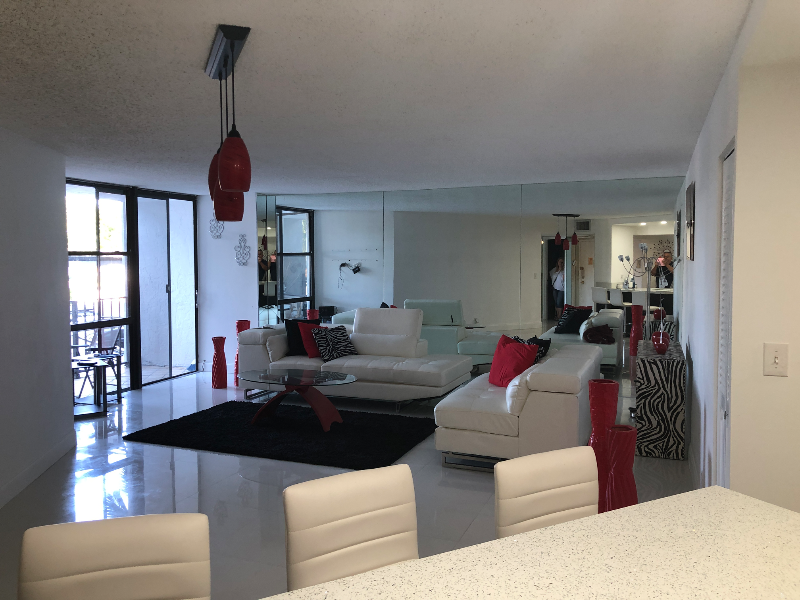 800 Parkview Dr #211 - Photo 4 of 24