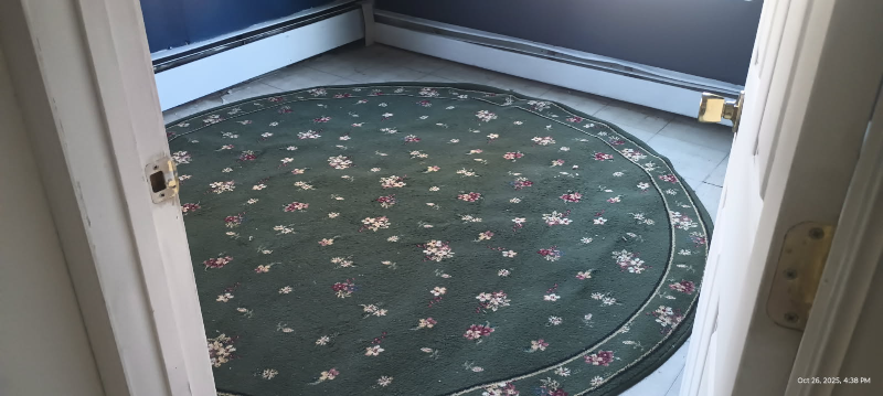 650 Cranston St - Photo 7 of 10