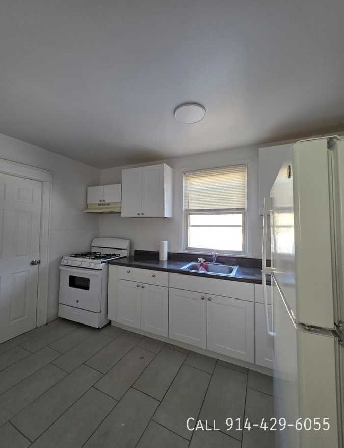 622 Agar St #1 - Photo 7 of 10