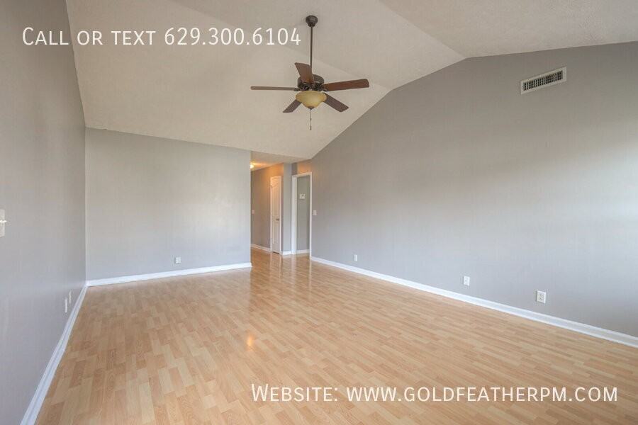 1226 Matterhorn Run - Photo 6 of 32