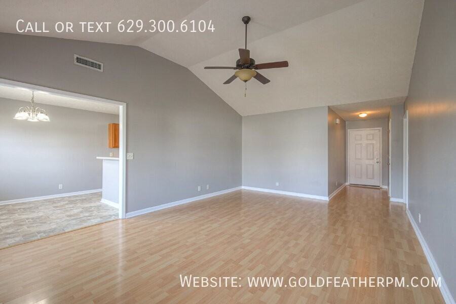 1226 Matterhorn Run - Photo 7 of 32