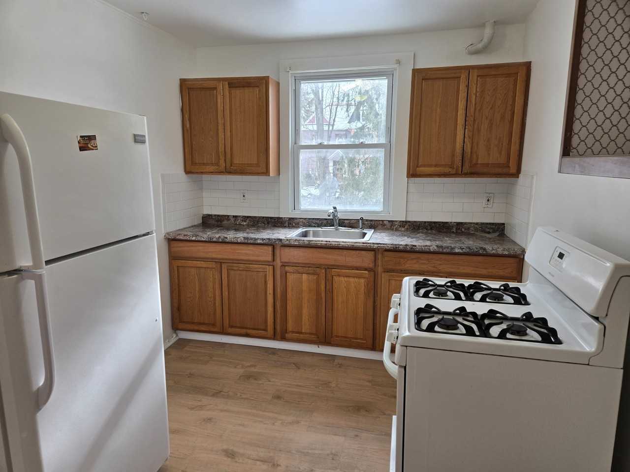 18 Vernon Ter #2 - Photo 3 of 7