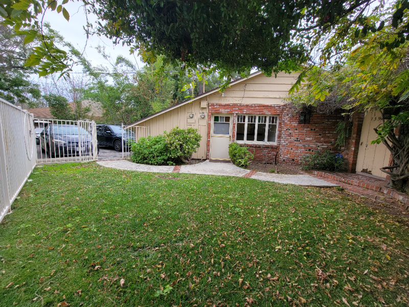 13533 1/2 Leadwell St #33-1-2L - Photo 2 of 28