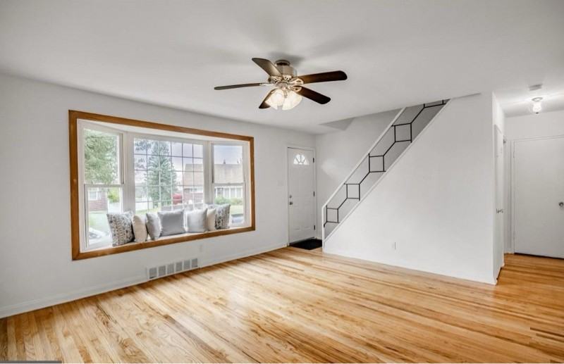 345 W Signal Hill Rd - Photo 2 of 16