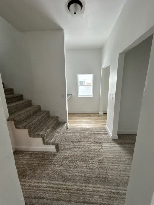 2106 Thomas St - Photo 7 of 15