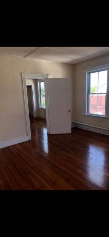 148 Main St #3 - Photo 5 of 8