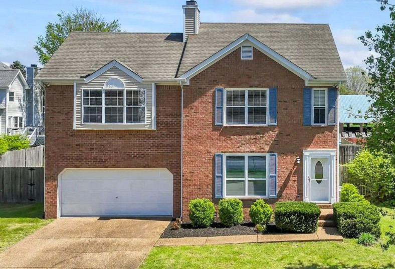 1680 Witt Hill Dr - Photo 2 of 20