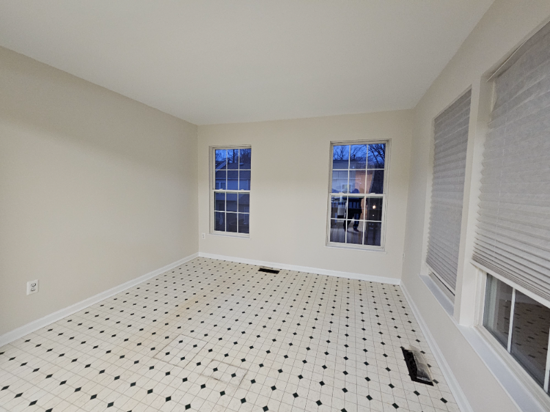 9365 Ridings Way - Photo 7 of 19