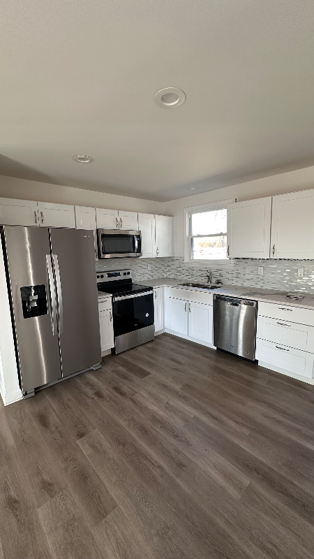 3260 Hinkle Dr - Photo 3 of 9