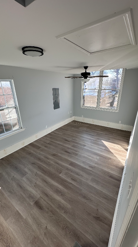 3260 Hinkle Dr - Photo 4 of 9