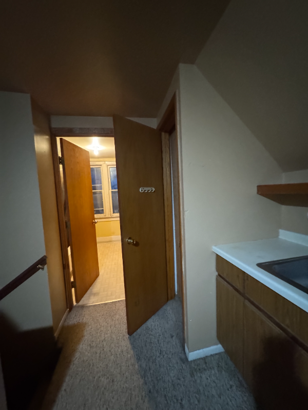 201 N Summit St #2 - Photo 6 of 8