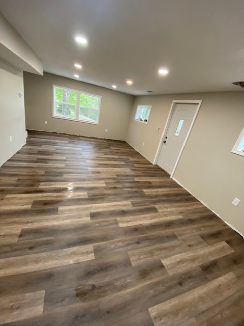 311 Chapel Dr - Photo 2 of 10