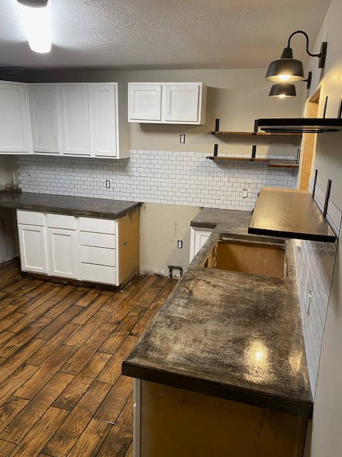 311 Chapel Dr - Photo 3 of 10