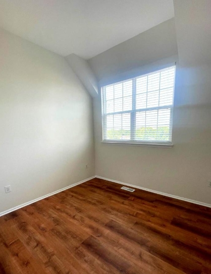 9534 Walker Way - Photo 4 of 20