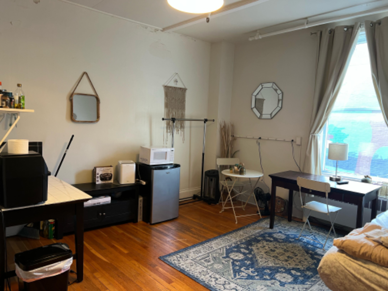 118 2nd St Sw #4 - Photo 6 of 11