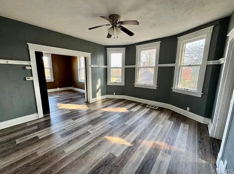 316 W F St - Photo 3 of 16